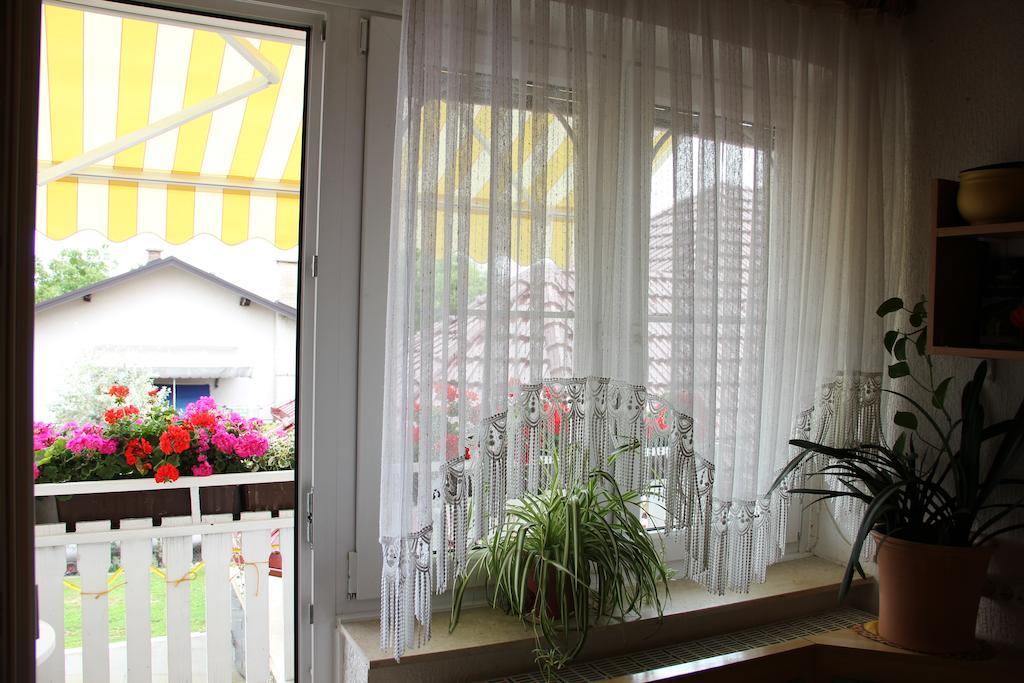 Mekina Guesthouse Maribor Room photo